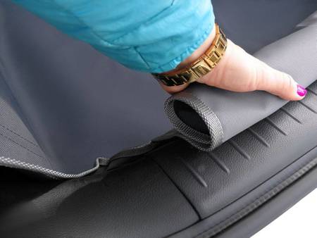 Mata do bagażnika auta z zabezpieczeniem zderzaka Kardibag Protect Plus S oliwkowa